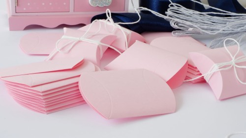 Pudełko poduszeczka - różowa (1)