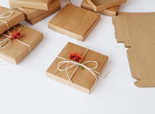 PUDEŁKO 12 x 12 x 2 cm - eko